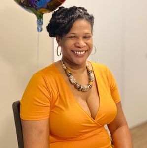 Meet your Posher, Sherry